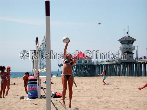 6847HuntingtonBeachVolleyba