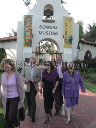 6562BowersMuseumVisitors